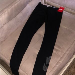 Never Worn Nike Leggings